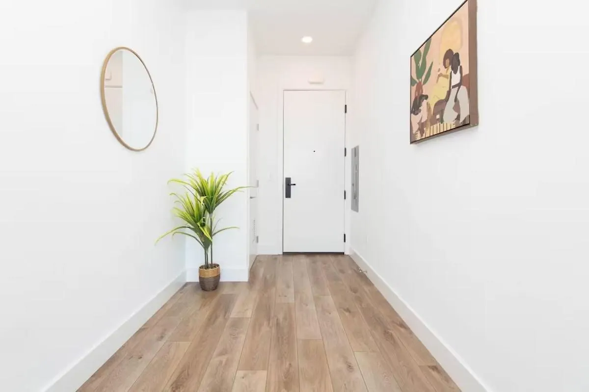 Spacious 2 Bedroom Penthouse With Patio And Amazing Views In Venice And Marina Del Rey Los Angeles