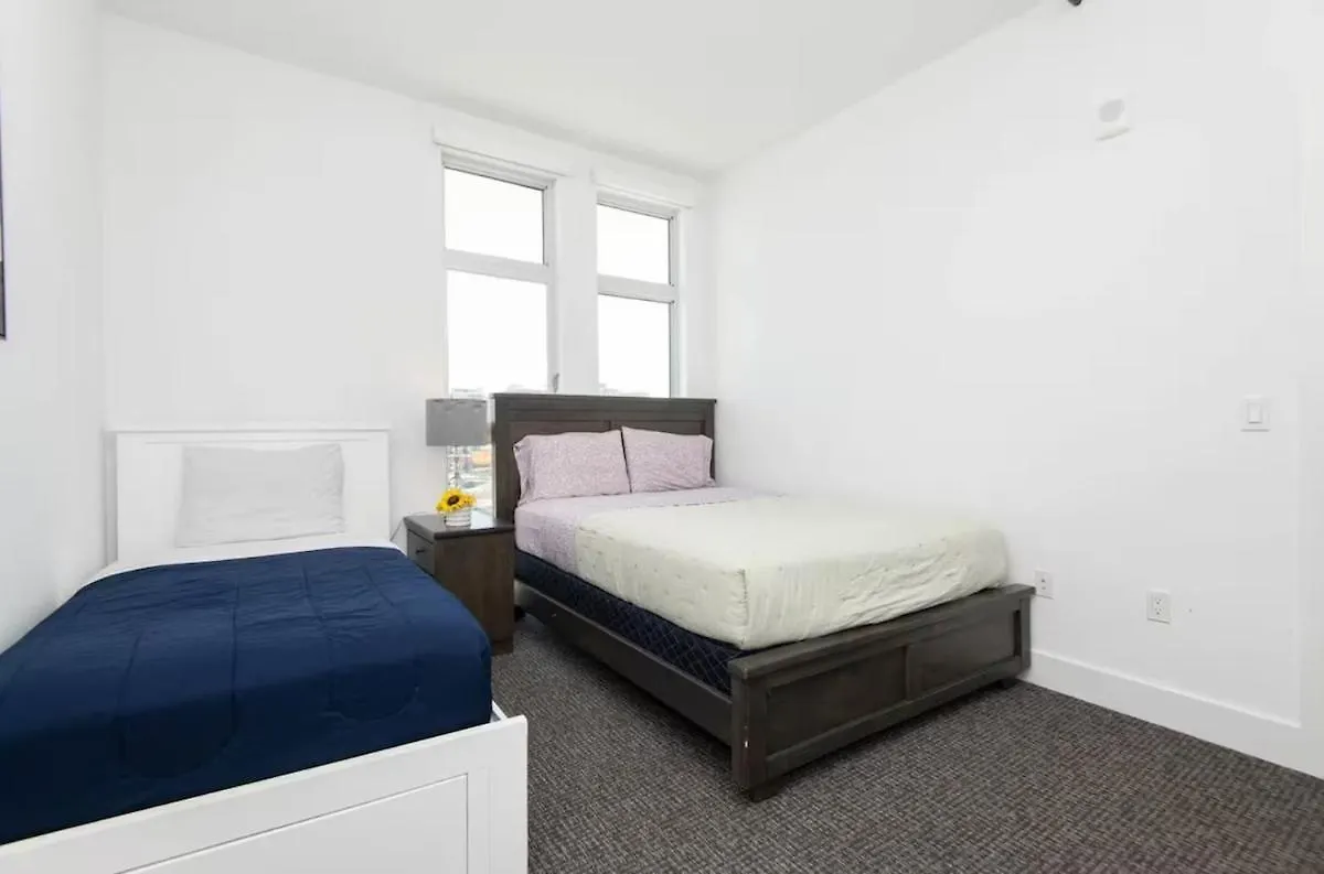 Spacious 2 Bedroom Penthouse With Patio And Amazing Views In Venice And Marina Del Rey Los Angeles Apartment
