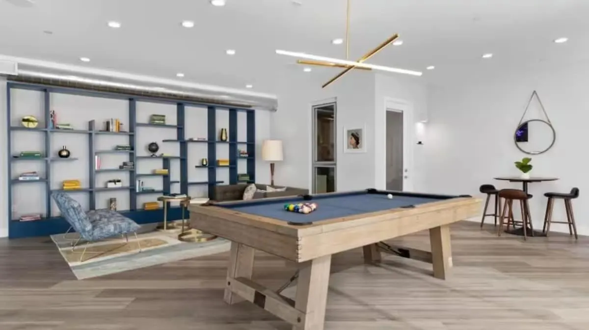Spacious 2 Bedroom Penthouse With Patio And Amazing Views In Venice And Marina Del Rey Los Angeles Apartment