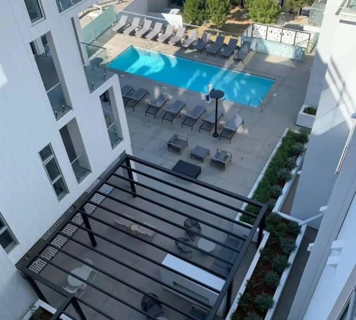 Spacious 2 Bedroom Penthouse With Patio And Amazing Views In Venice And Marina Del Rey Los Angeles Apartment